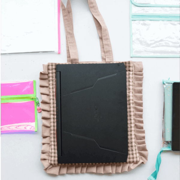 Tote Bag acolchada y con volantes