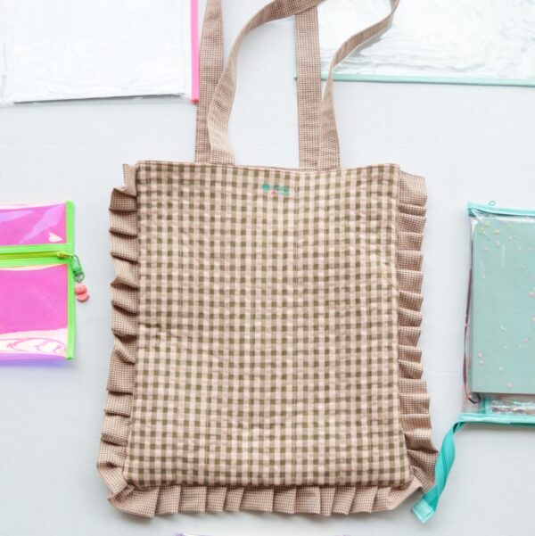 Tote Bag acolchada y con volantes