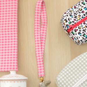 Lanyard o Colgador Stock