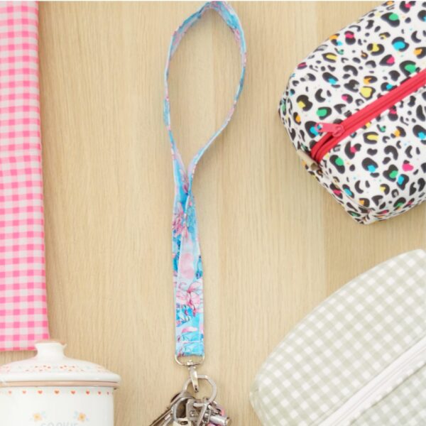 Lanyard o Colgador Stock